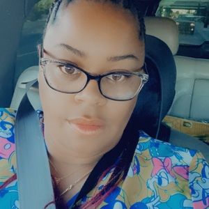 Meet your Posher, Lakasha